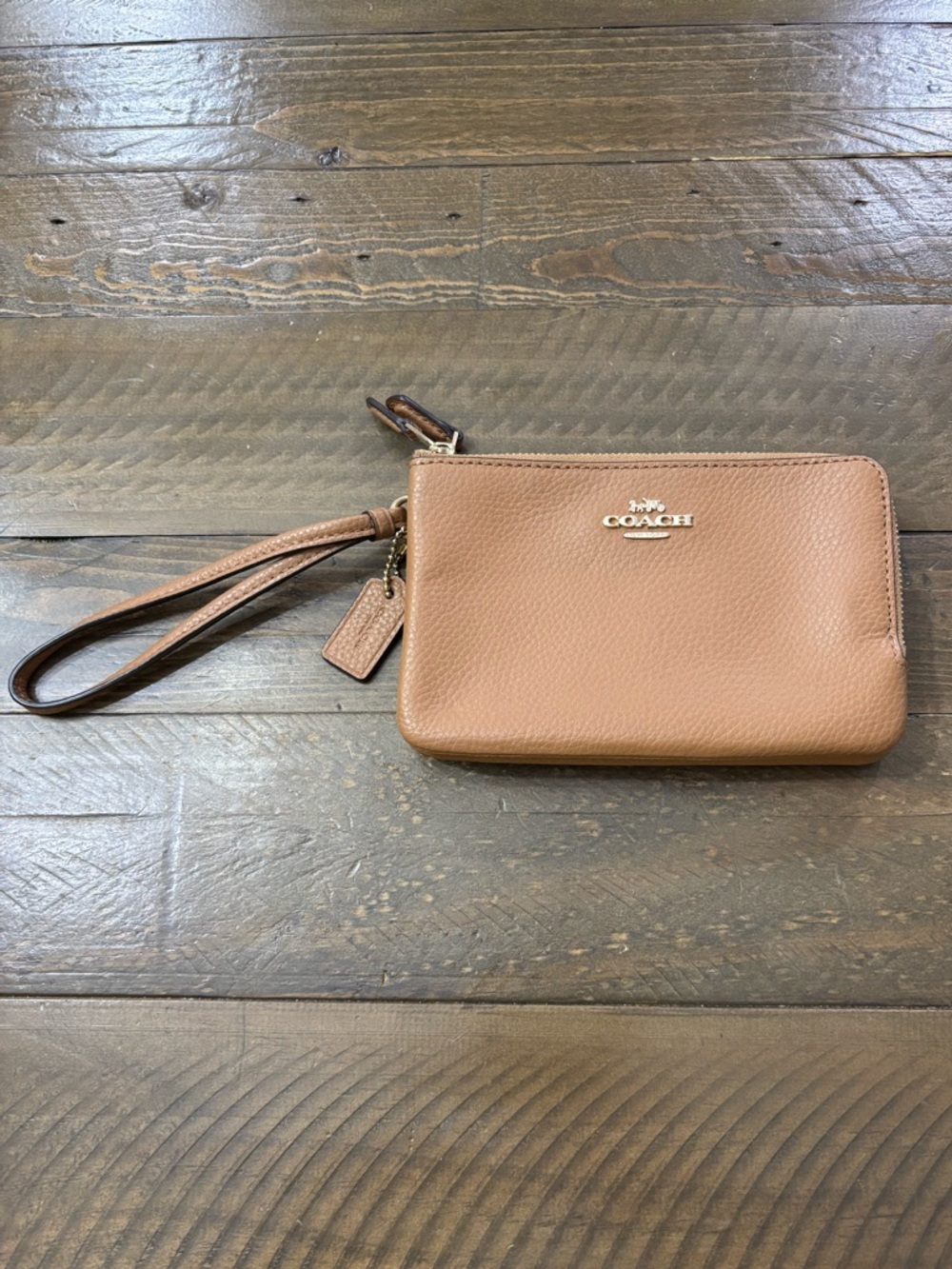 Coach Double Corner Zip Wristlet